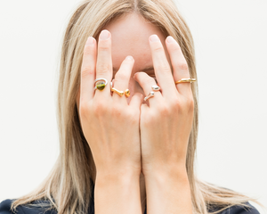 De Vree Jewelry - Sustainable Rings made from recycled silver & upcycled bottle glass